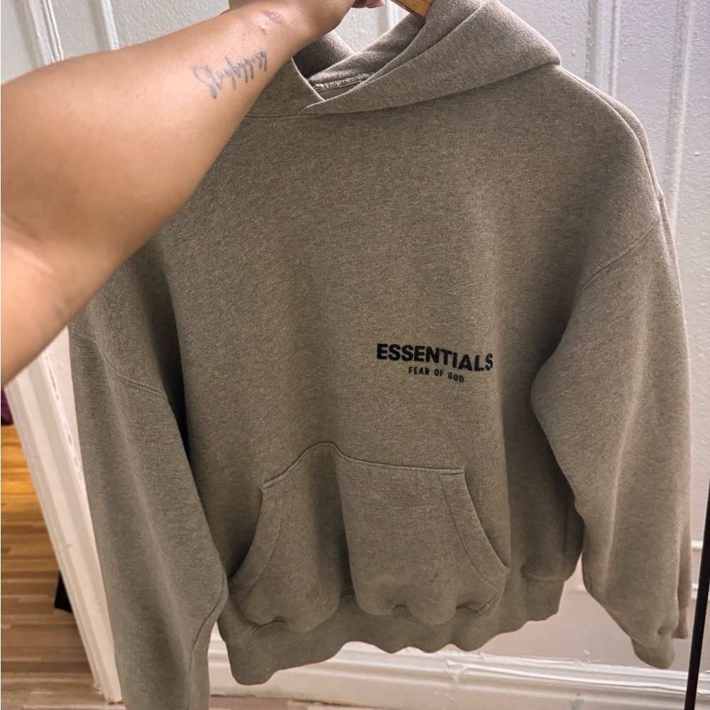 Essential’s hoodie